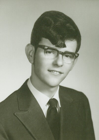 kean_j.jpg, 45155 bytes, 9/14/02