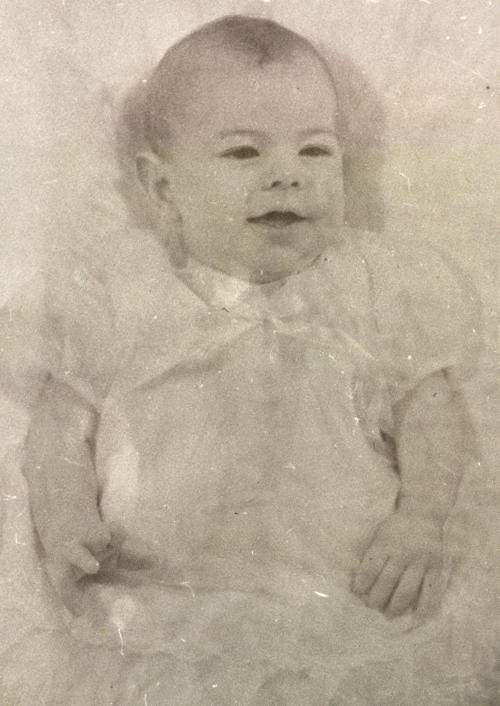 born 4/1952
